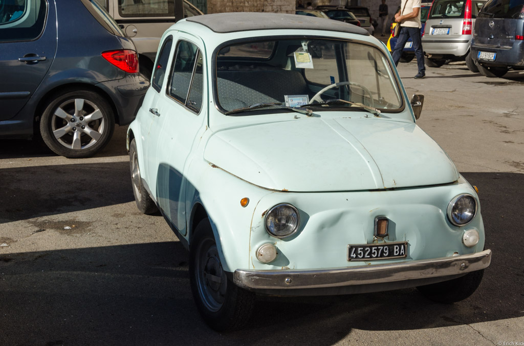 alter Fiat in Bari