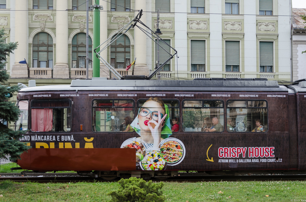 Tramvai mit Werbung