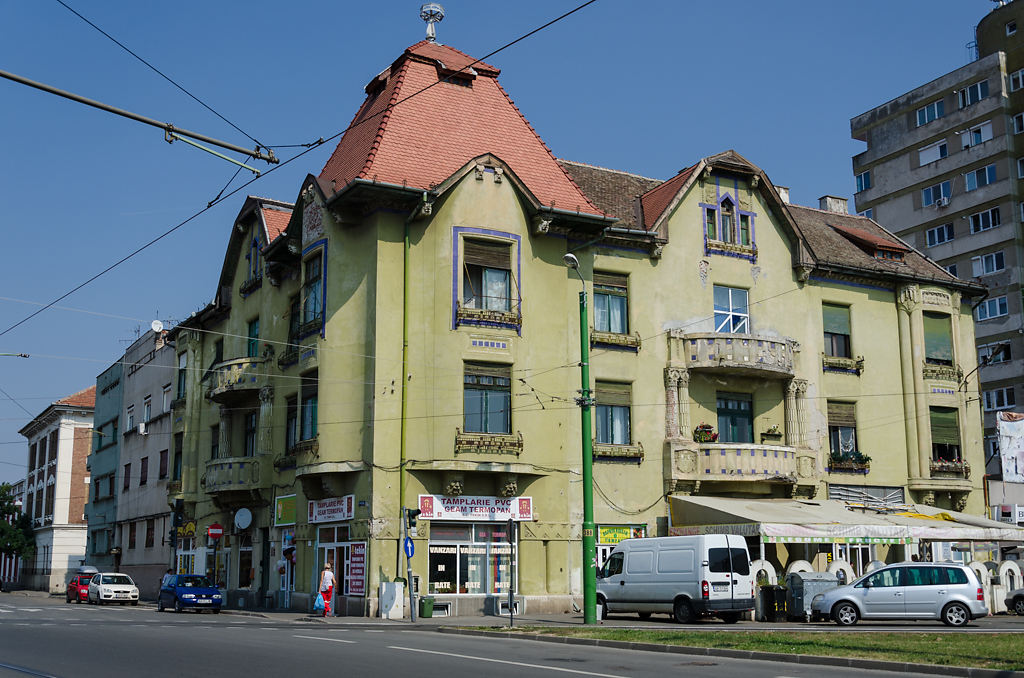 Haus Piața Aranei