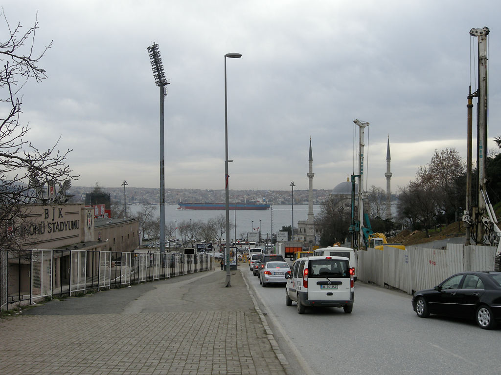Blick auf den Bosporus beim Beşiktaş Stadion