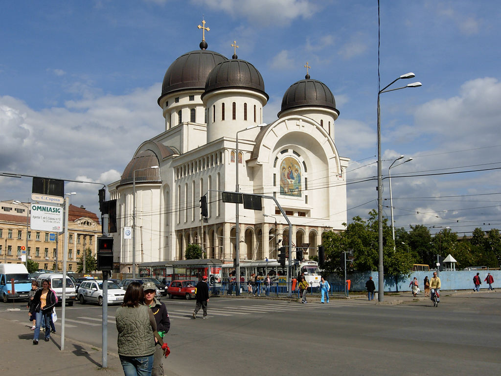 neue Kirche am Piaţa Podgoria