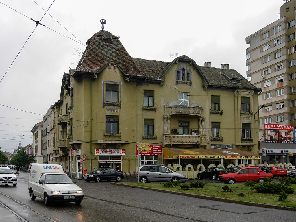 Haus im ungarischen Jugendstil auf dem Piaţa Arenei