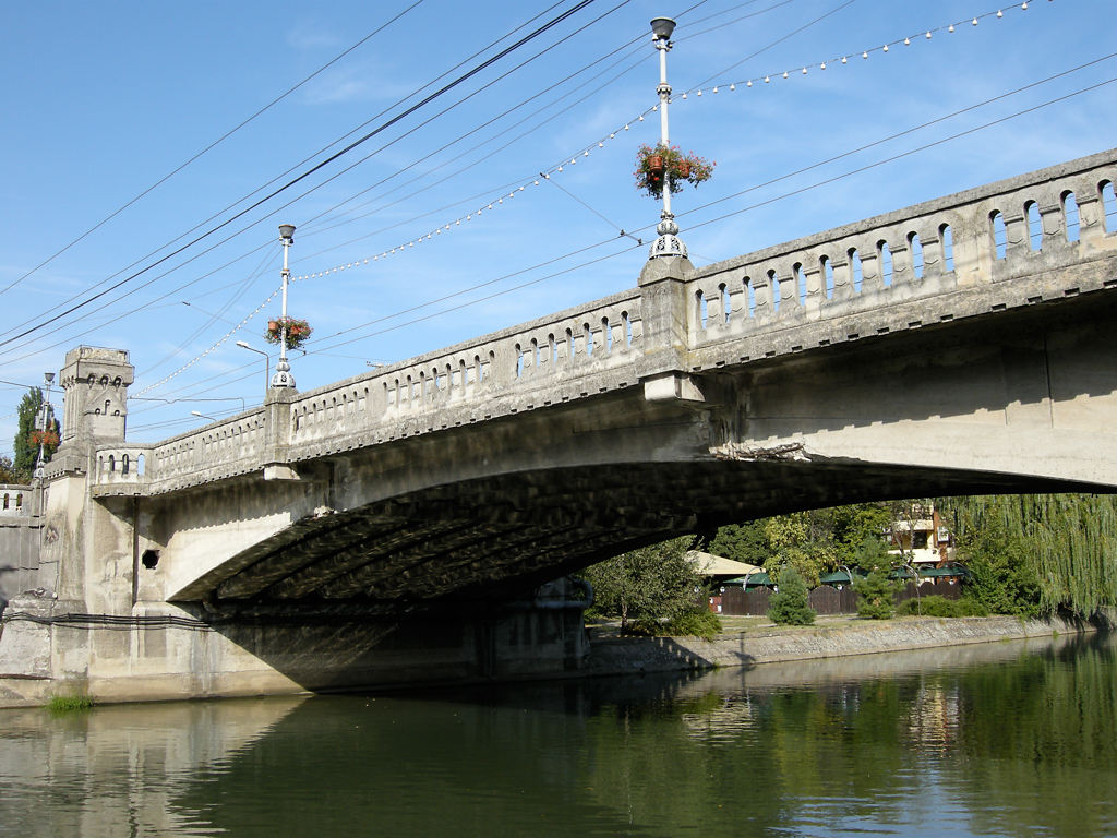 Bega Podul Saguna