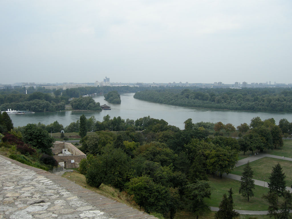 Save mündet in die Donau