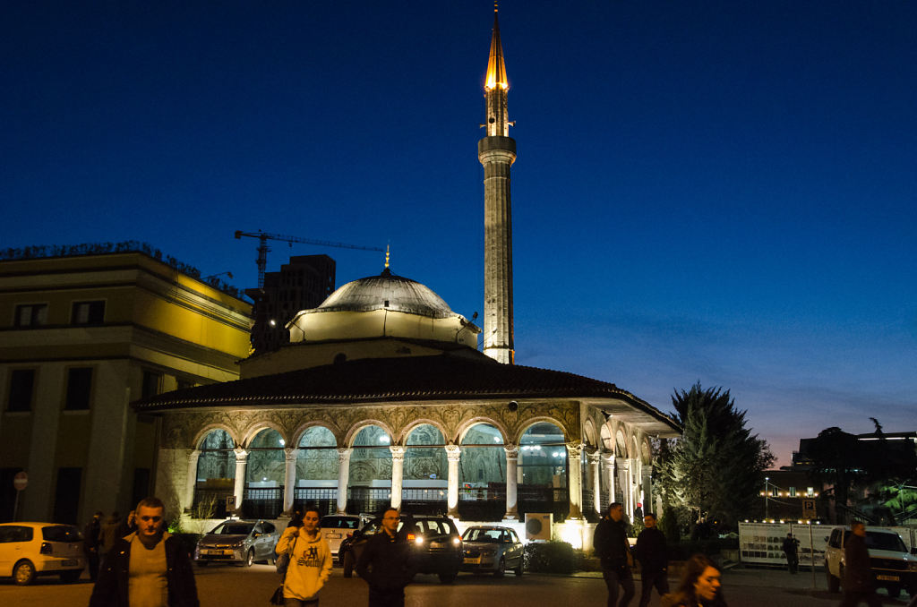 Moschee Et'hem Bey bei Nacht