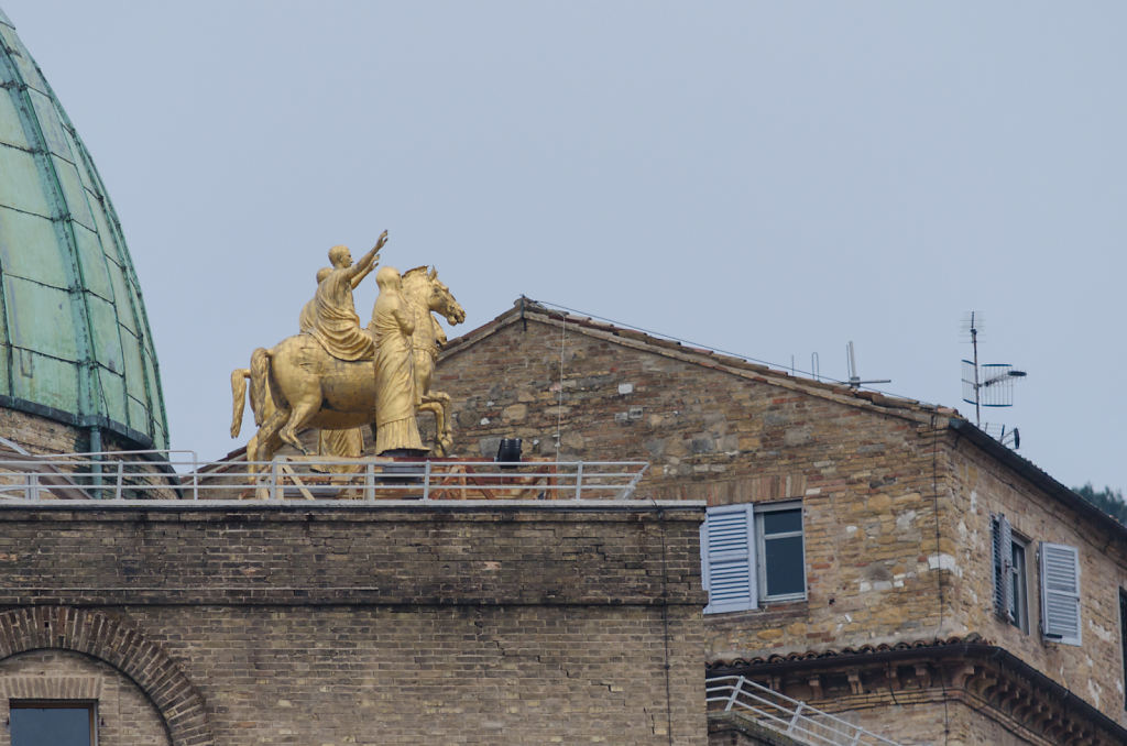 Goldene Bronzen von Cartoceto di Pergola