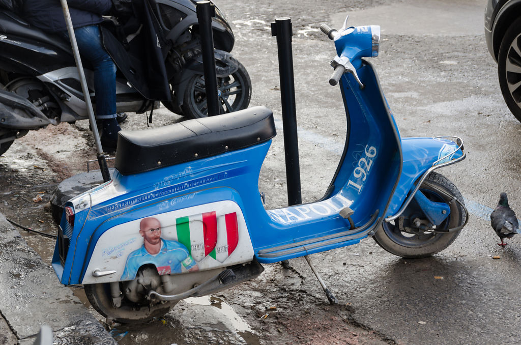 Vespa der Caffetteria Degli Azzurri