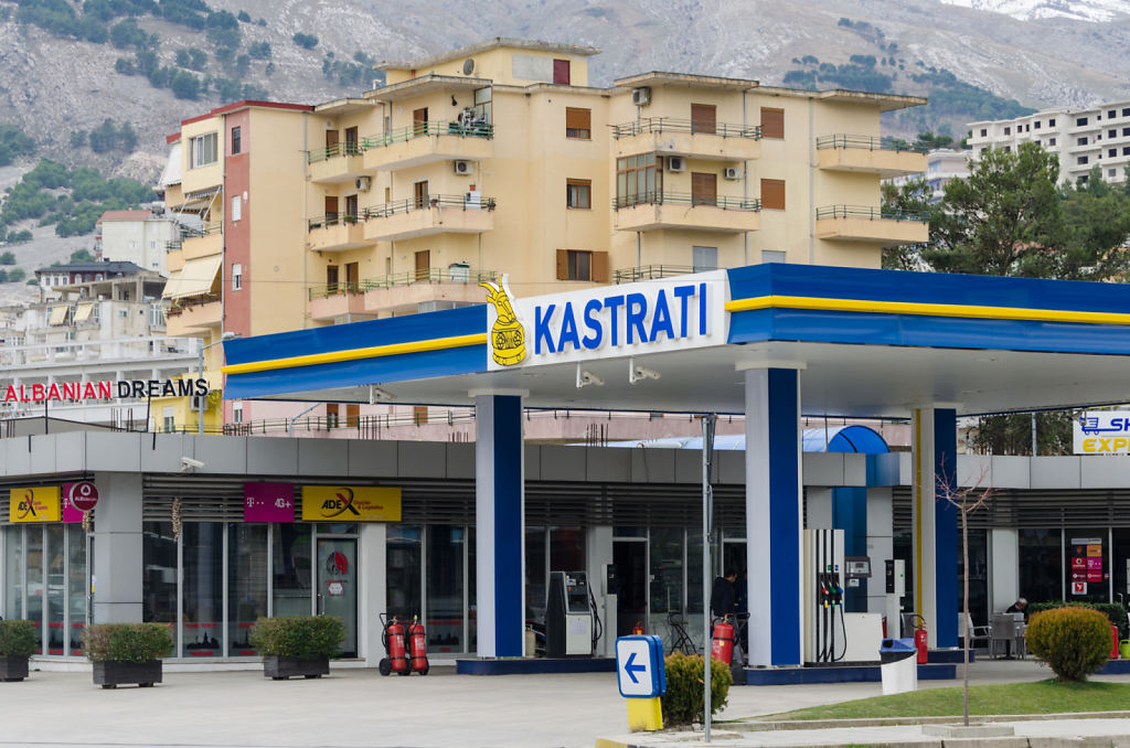 Kastrati Tankstelle