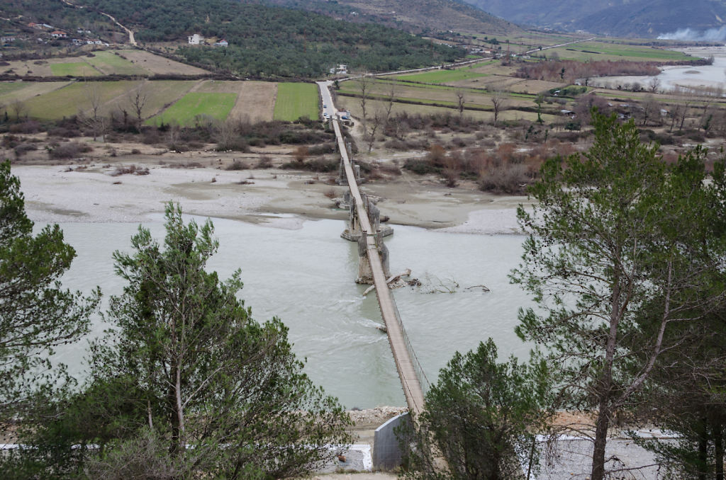 Brücke über die Vjosa