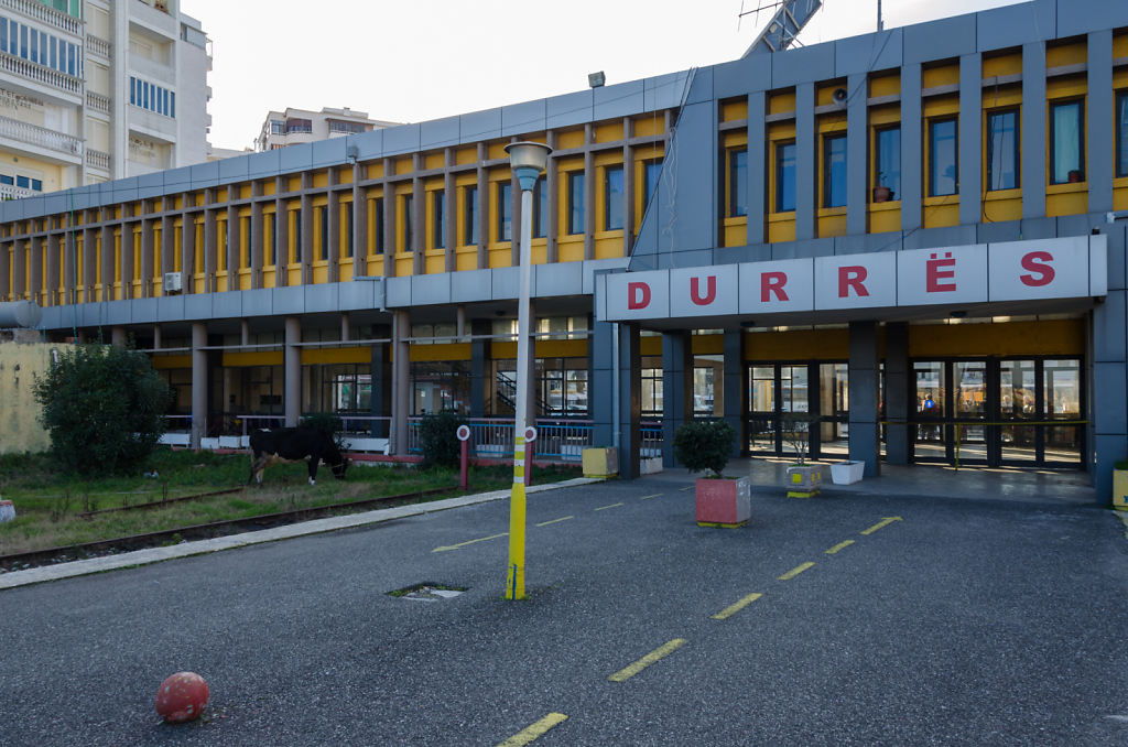 Bahnhof von Durres